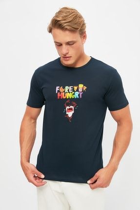 TRENDYOL MAN Lacivert Lisansl Erkek Regular Fit Bisiklet Yaka Tazmanya Canavar Bask l T Shirt TMNSS21TS3093 Fiyat Yorumlar Trendyolmilla