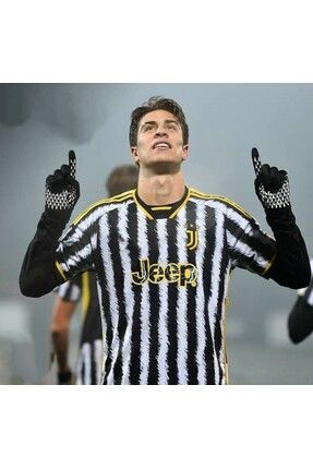 Juventus 2023/24 Yeni Sezon Kenan Yıldız Iç Saha Forması