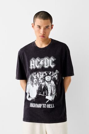 Bershka K sa kollu AC DC desenli t shirt Fiyat Yorumlar Trendyol