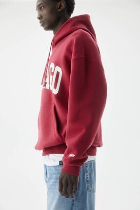 Pull Bear K rm z Chicago kapu onlu sweatshirt Fiyat Yorumlar Trendyol