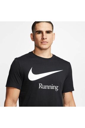 Nike Dry Fit Run High Brand Read Erkek Siyah T shirt Fiyat Yorumlar Trendyol