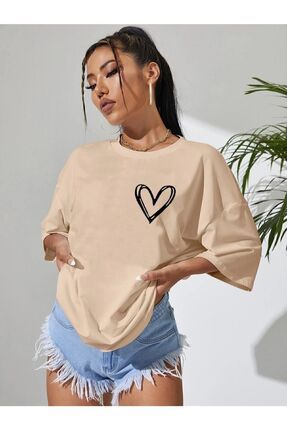 Minimal Kalp Baskılı Acık Kahverengi Oversize Tshirt