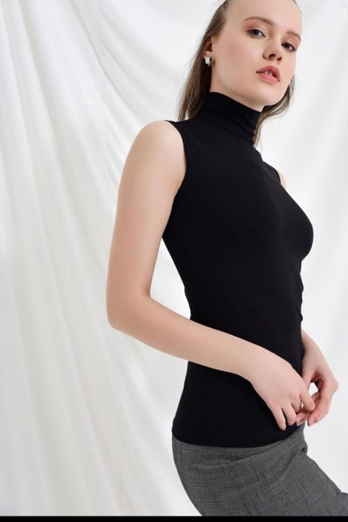 Aynadi Kadin Siyah Sifir Kol Bogazli Body Fiyati Yorumlari Trendyol Aynadi Kadin Siyah Sifir Kol Bogazli Body Fiyati Yorumlari Trendyol