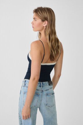 Stradivarius Dantel eritli diki siz body Fiyat Yorumlar Trendyol