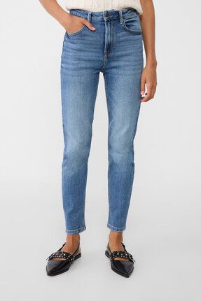 Jeans mom stradivarius 2025