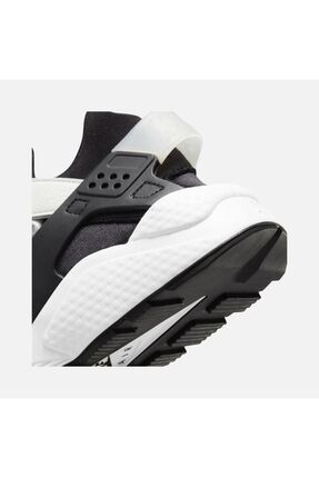 Nike A r Huarache Erkek Ayakkab Dd1068 001
