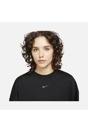Nike sportswear crew logo tape best sale