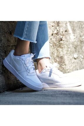 Nike Ebernon Low kl k ve Konfor Bir Arada