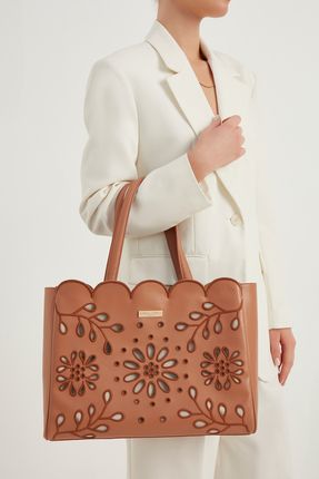 Laura Ashley İndirimleri ve Kampanyaları - Trendyol