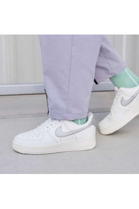 Nike Air Force 1 07 Kad n Beyaz Renk Sneaker Ayakkab