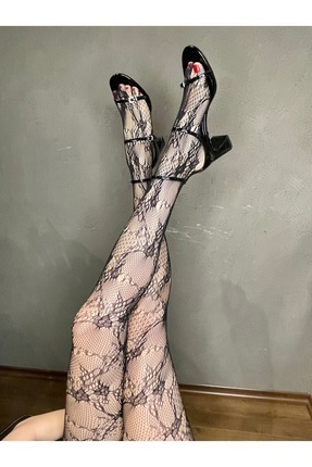 Porno birodar singlisining mushukchasini Jinsiy video kamar