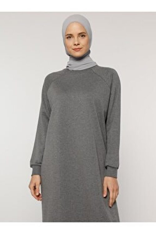 modanisa everyday basic sweatshirt