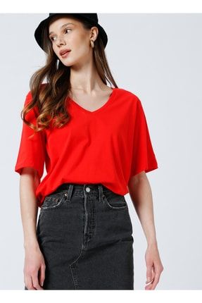 V Yaka Oversize Düz Kırmızı Kadın T-shirt - Talıta