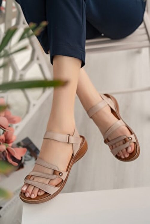 Sonia Anatomik Ortopedik Hakiki Deri Rahat Taban Kadın Terlik Sandalet