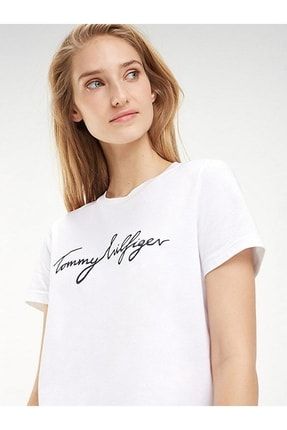 Tommy Hilfiger Her tage Crew Neck Graph c Tee Fiyat Yorumlar Trendyol