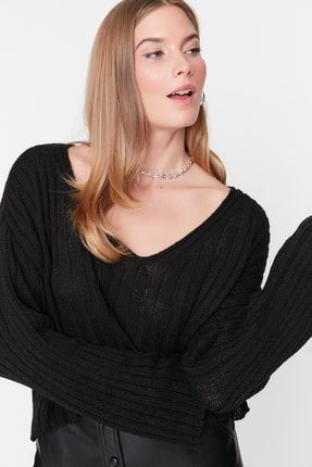 TRENDYOLMİLLA Siyah Yünlü Geniş Kalıp Crop Basic Triko Kazak TWOAW23KZ01844  Fiyatı, Yorumları - Trendyolmilla