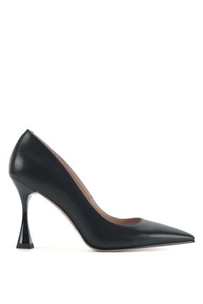 Tuluiza sales nine west