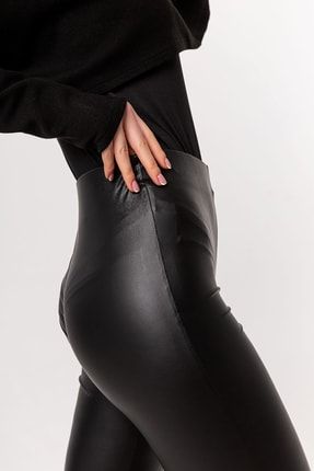 Select Moda Kadın Siyah Deri Görünümlü Yüksel Bel Ispanyol Paça Pantolon  Zara Kumaş Fiyatı, Yorumları - Trendyol