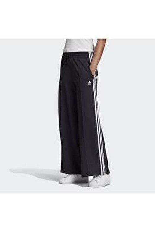 Adidas relaxed pants - incirliev.net