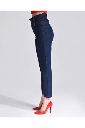 Jean mom court shop