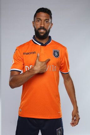 istanbul bfk store medipol basaksehir fk ic saha mac formasi fiyati yorumlari trendyol