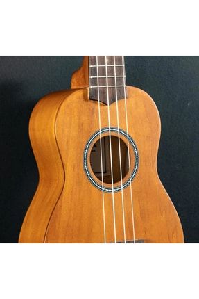 Cascha deals soprano ukulele