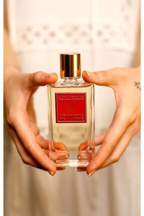 Girl store boss perfume
