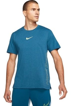 Nike t shirt neon clearance