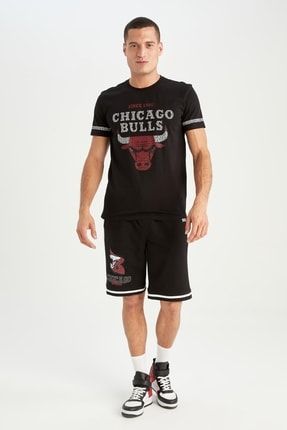 Red MAN Defacto Fit NBA Chicago Bulls Licensed Regular Fit Crew Neck  Sportsman T-Shirt 2799381