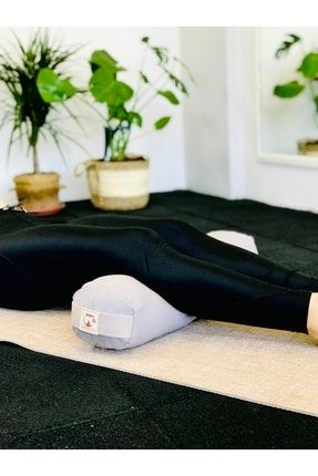 Mini yoga bolster discount