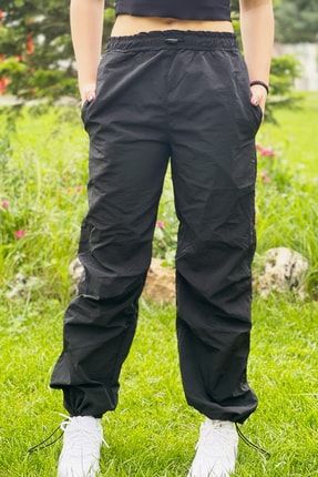 ZARA Kadın Yüksek Bel Bol Cepli Siyah Paraşüt Kumaş Kargo Pantolon