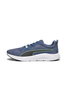 Green and blue pumas store