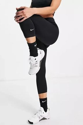 Nike One Dri-Fit Toparlayıcı Capri Boy Siyah Kadın Spor Tayt