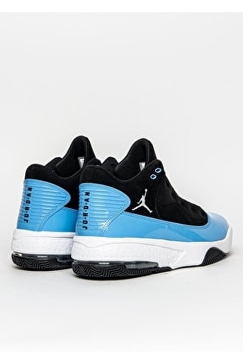 jordan max aura 2 black white university blue