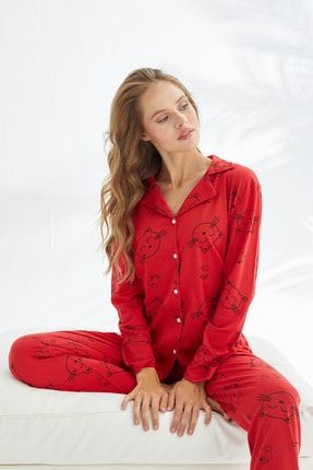 kırmızı kedi desenli Pamuklu Düğmeli Pijama Takımı
