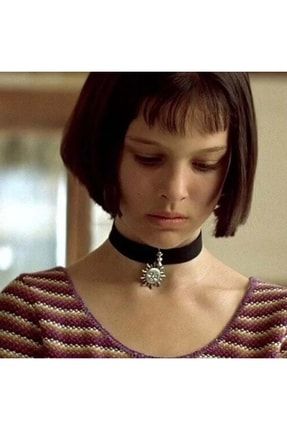 Mathilda choker on sale