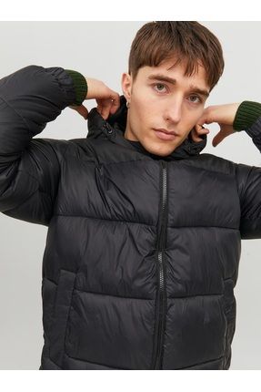 Jack Jones JACK JONES Erkek Ruzgar Gecirmez Kapu onlu Puffer Mont 12235859 Fiyat Yorumlar Trendyol