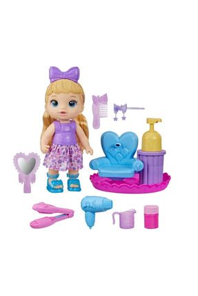 Girl deals baby alives