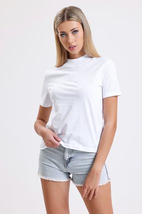 Kadın Beyaz Dik Ribana Yaka Kısa Kollu Basic T-shirt