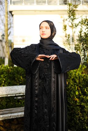 Ipek abaya clearance