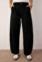 Siyah Barrel Kalıp %100 Pamuk Gabardin Pantolon TWOAW26PL00084 - 3