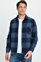 Men's regular fit classic cut plaid pocketed lumberjack shirt - 4