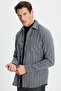 Men's regular fit classic striped double pocket flap carpenter shirt