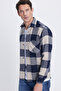 Men's regular fit classic cut plaid pocketed lumberjack shirt - 5