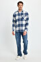 Men's regular fit classic cut plaid pocketed lumberjack shirt - 4