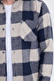 Men's regular fit classic cut plaid pocketed lumberjack shirt - 3