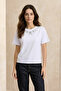 Beyaz Regular/Normal Kalıp Aksesuar Detaylı Tok %100 Pamuk Örme T-Shirt TWOSS26TS00007 - 2