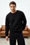 Siyah Oversize/Geniş Kesim Pamuklu Basic İçi Polarlı Kalın Sweatshirt TMNAW25SW00011