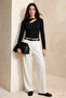 Siyah Fitted/Vücuda Oturan Uzun Kollu Pencere Detaylı Yumuşak Örme Bluz TWOSS26BZ00247 - 2