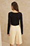 Siyah Fitted/Vücuda Oturan V Yaka Çıtçıtlı Crop Yumuşak Örme Bluz TWOSS26BZ00056 - 4
